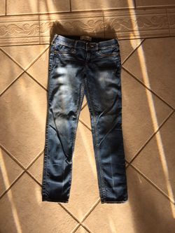 Girls Abercrombie gently used jeans