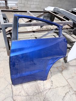 217 Honda HRV rear passenger door shell