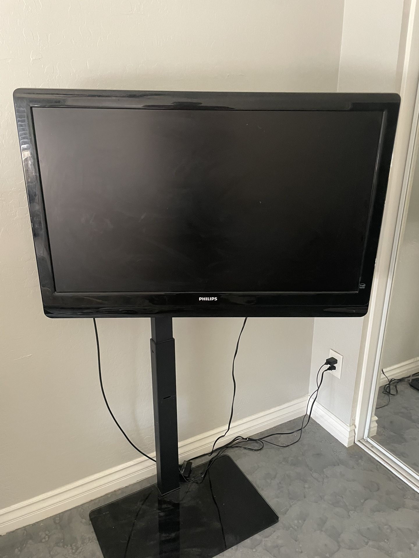 55” Philips TV With Stand And Roku Sensor And Remote