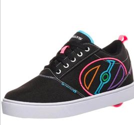 New heelys men's size 7 woman's 8