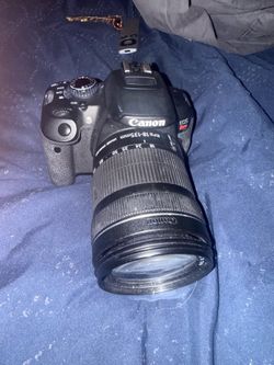 Canon EOS t4i