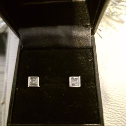 Elegant Silver Stud Earrings