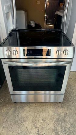 Frigidaire Stainless Steel Electric Range convention oven
