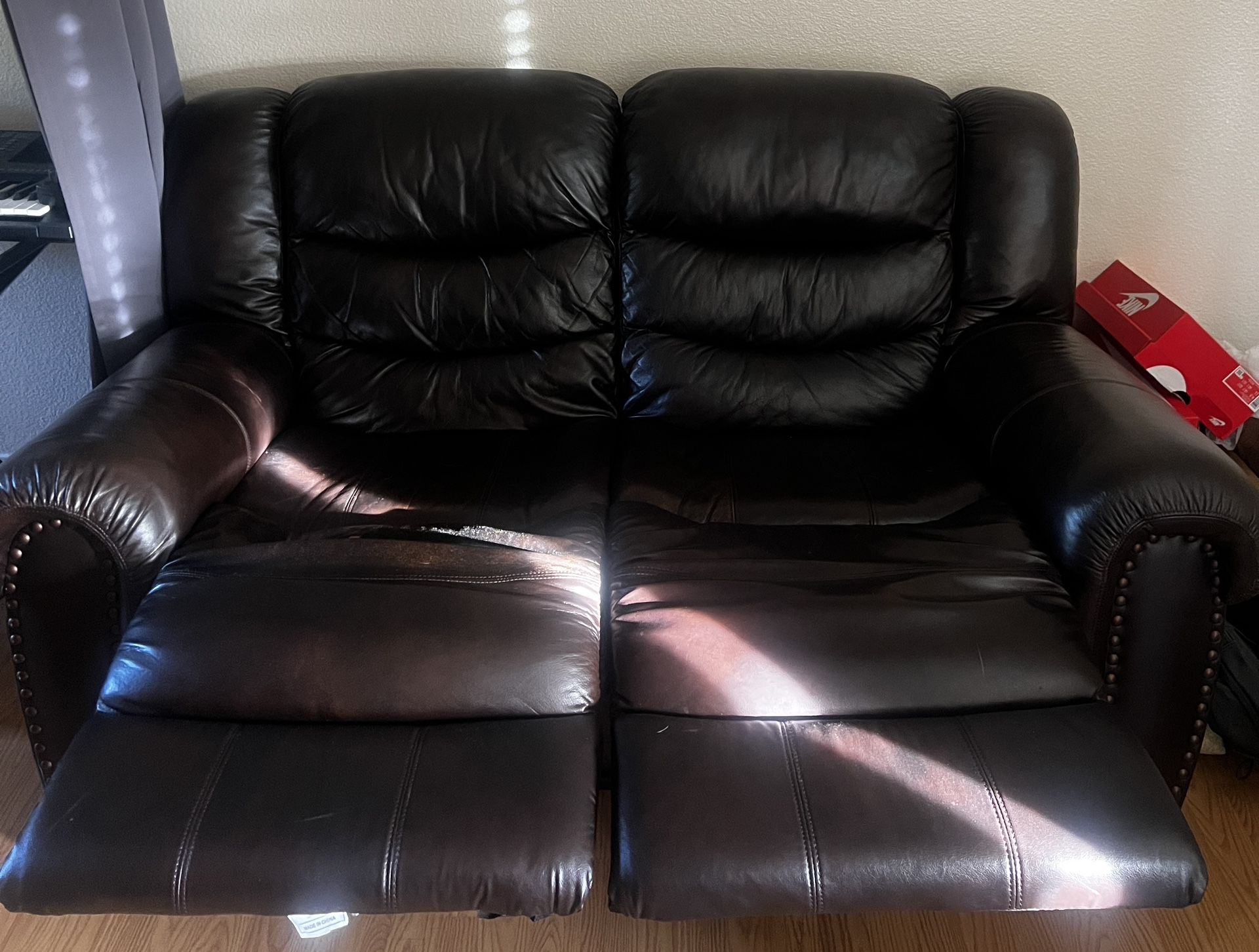 Reclinable Leather Couch