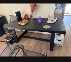Dinning Table