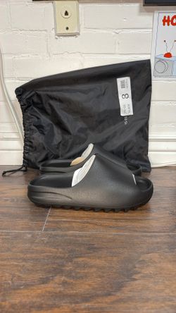 Yeezy Slide YS-01 Black