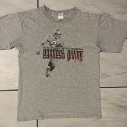 EARNEST GRAHAM T-Shirt Medium Tampa Bay Buccaneers Charity NFL Football Grey