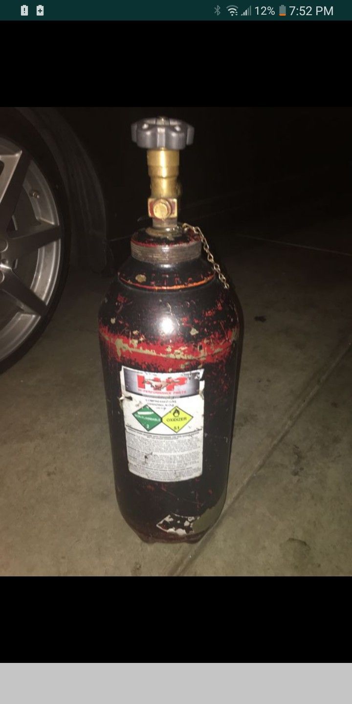 Noz tank 10 lbs for Sale in Perris, CA OfferUp