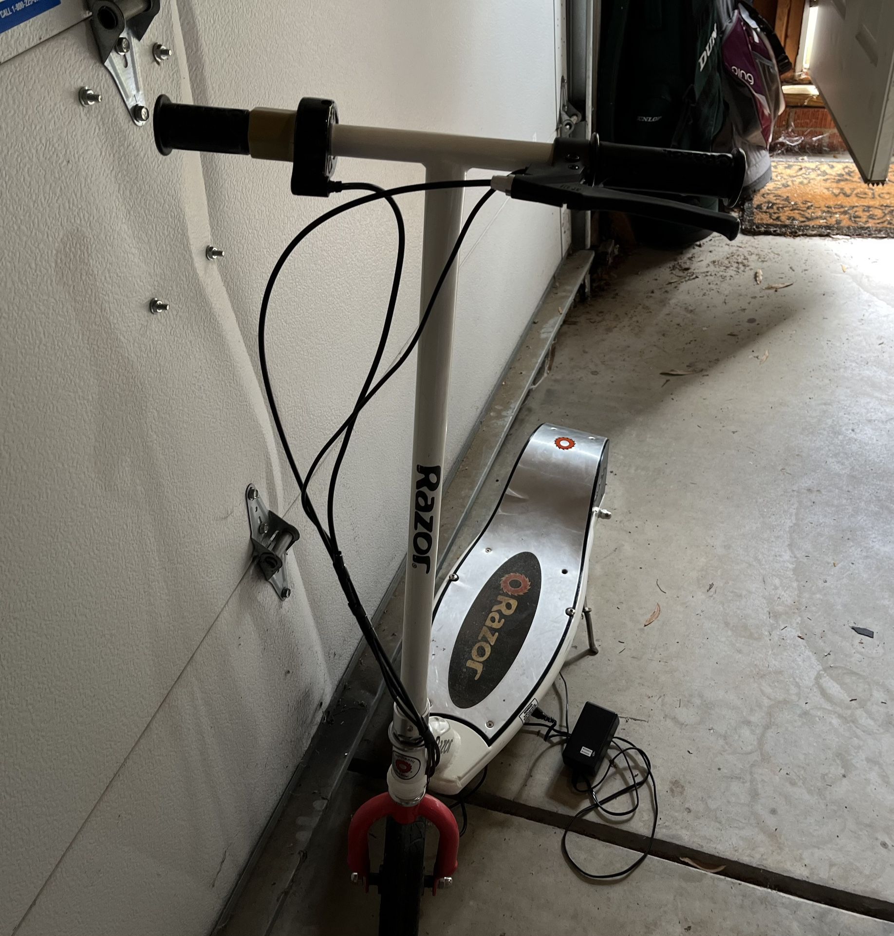 Electric Razor Scooter