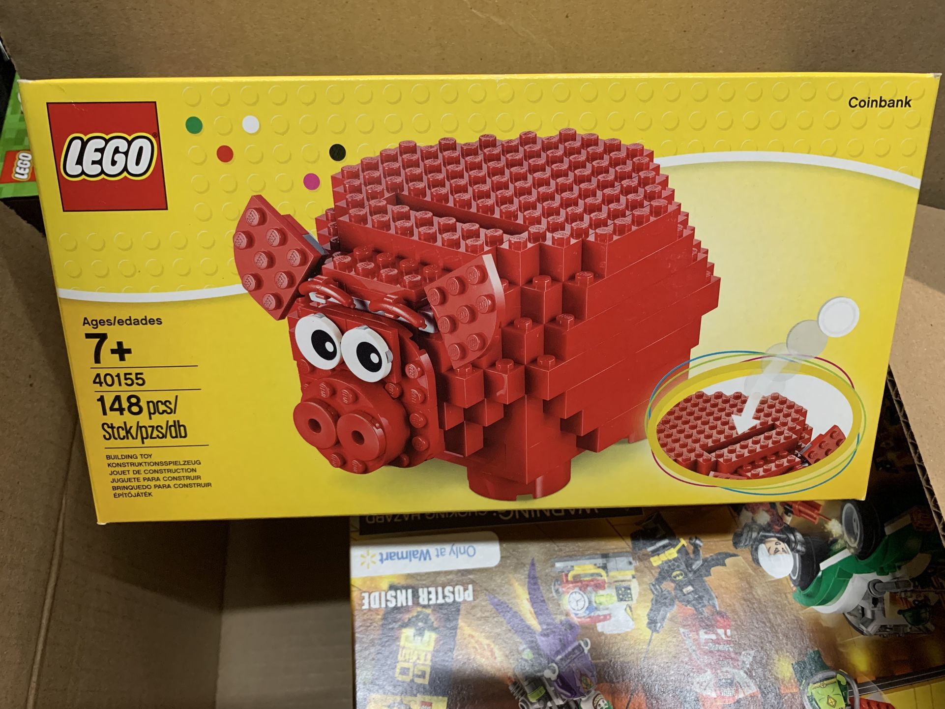 Piggy Bank LEGO Set