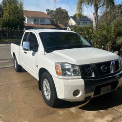 2004 Nissan Titan