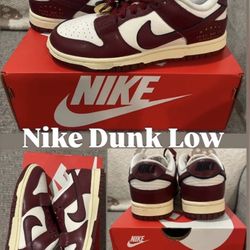 Nike Dunks Low Size 5.