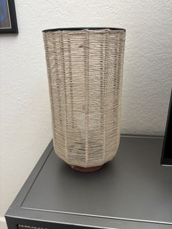 Living Spaces Desk lamp Wicker Weave 