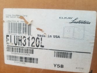 Elkay Lustertone sink undermount