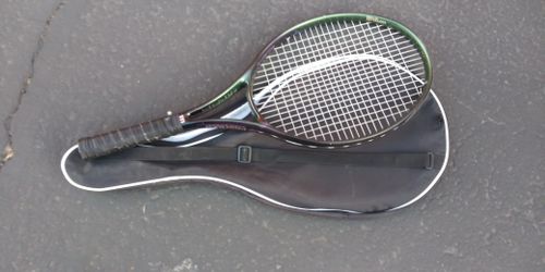 Tennis racket