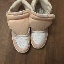 Women’s Nike Air Jordan 1s 