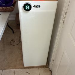 • Hey Abby Indoor Grow Box – 420 Edition (Used)