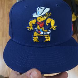 Fitted hat