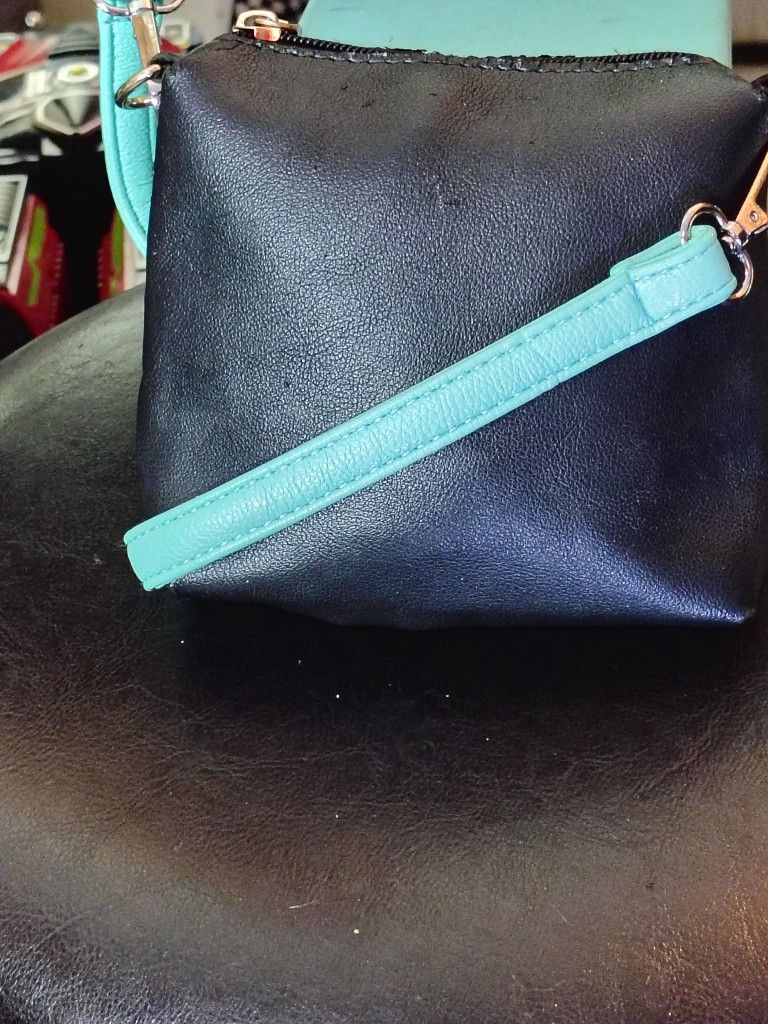 BagsMan “Black Cube” Bag – Custom Handmade Leather Shoulder Bag w/ Teal Straps | One-of-O