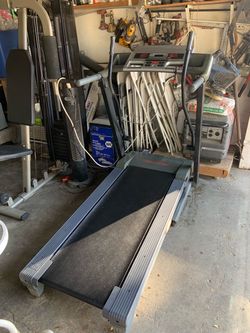 Treadmill/ In good condition/ Works perfectly/ Tilts upwards