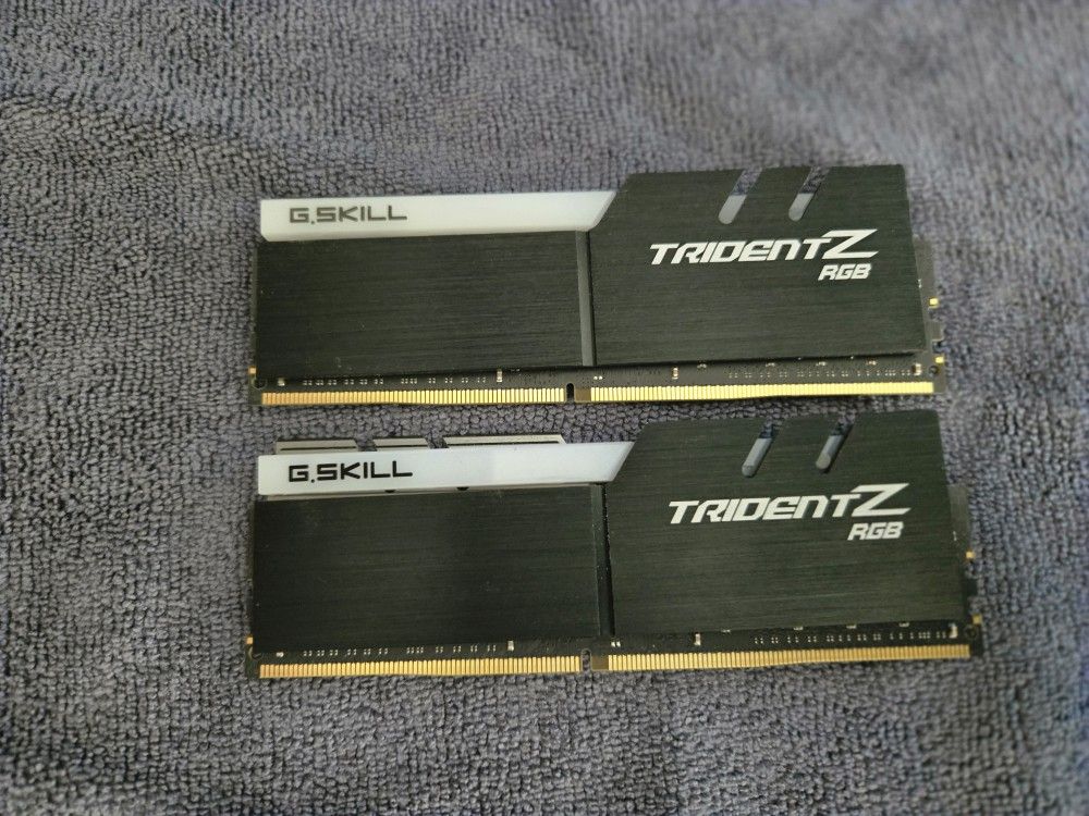 Trident RGB 32GB DDR4  Ram