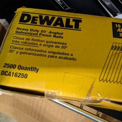 DeWalt DCA16250 Angled Galvanized Finish Nails 