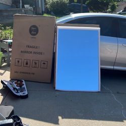 2 Wall Mirrors / Gym Mirrors 