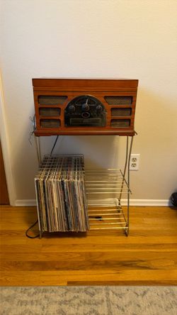 Crowley CR66 + stand + record collection