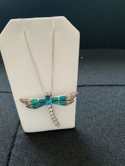 Dragonfly pendant with chain