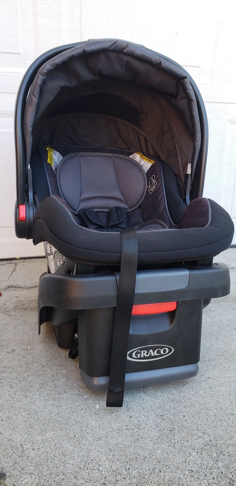 Graco car seat and base & Car seat frame Stroller