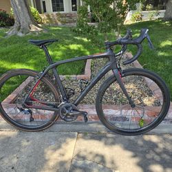2017 Trek Domane SLR 6 - 54 cm - Carbon wheels