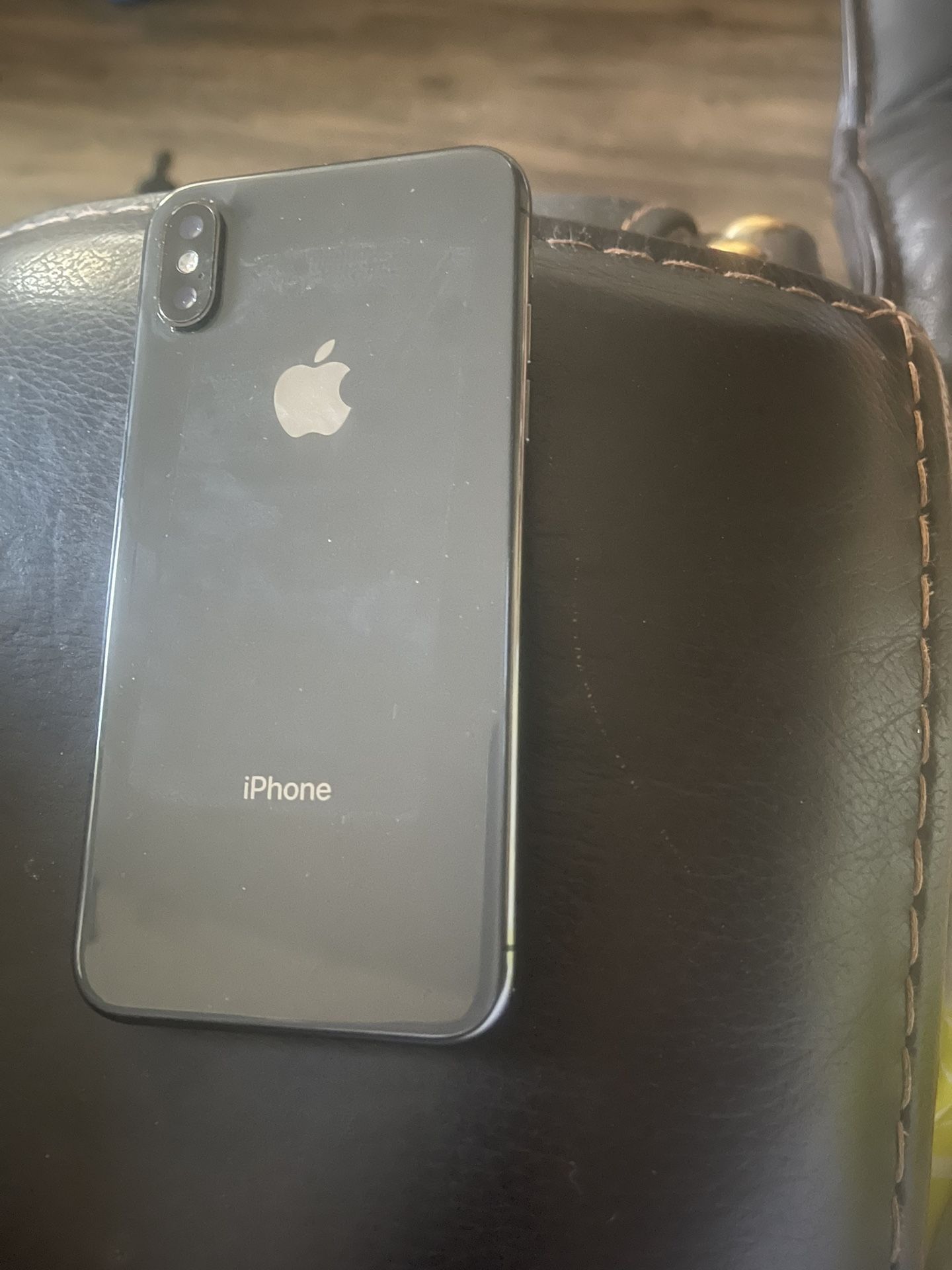iPhone X