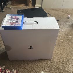 PSVR Bundle w/ Motion Controllers + Blood & Truth & Resident Evil – Great Condition!