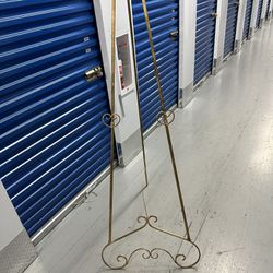 2X Gold Easel 