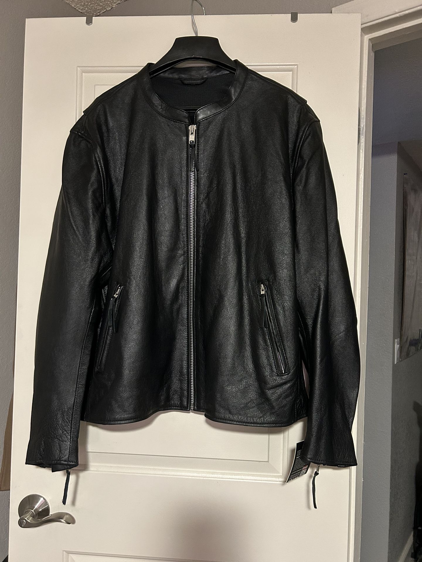 First Manufacturing Titan Men's Motorcycle Leather Jacket