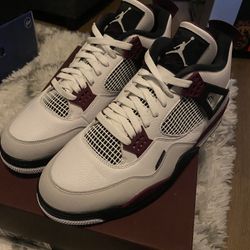 PSG JORDAN 4s Size 13 