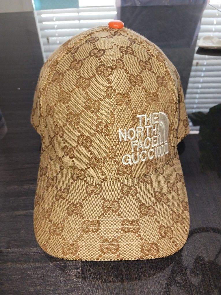 GUCCI x THE NORTH FACE Baseball CAP Beige