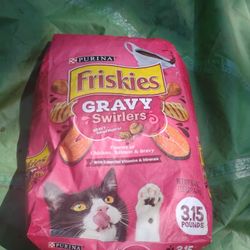 Friskies Cat Food