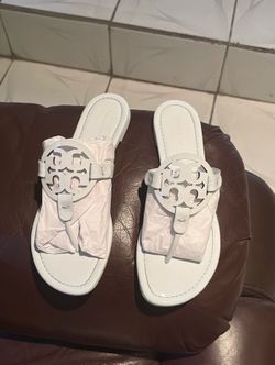 Tory burch sandals