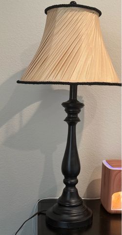 Table lamp
