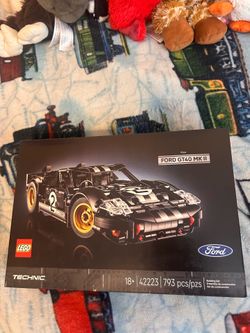 LEGO Technic Ford GT40 MK II 42223