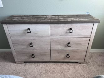 2 Twin beds