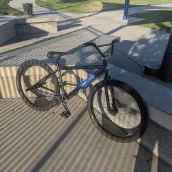 THRONE BMX Bike