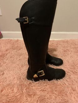 MK girl boots size 2