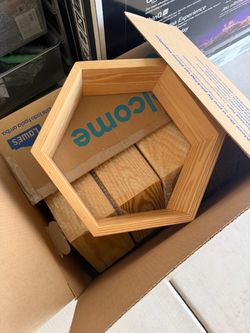 Floating wood shelves (set of 5)