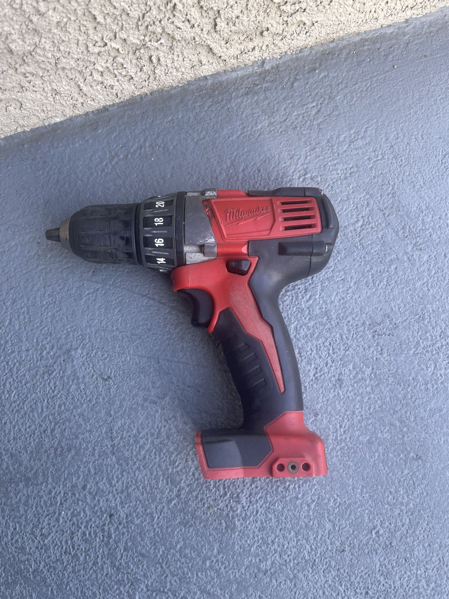 Milwaukee M18 Drill