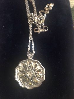 Sterling silver pendant with chain