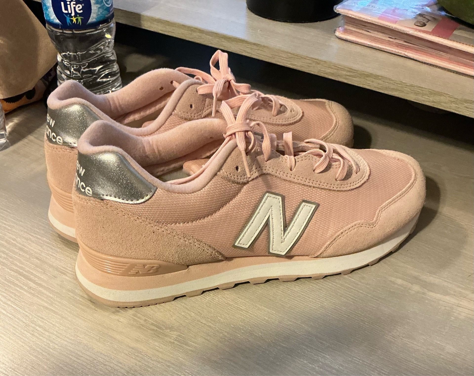 Sz 11 Women’s New Balance Shoes