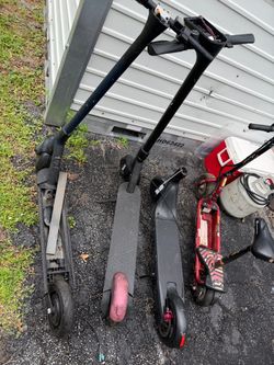 8 electric scooters 8 extra batteries