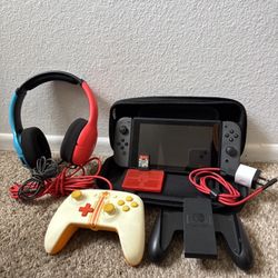Nintendo Switch Bundle 